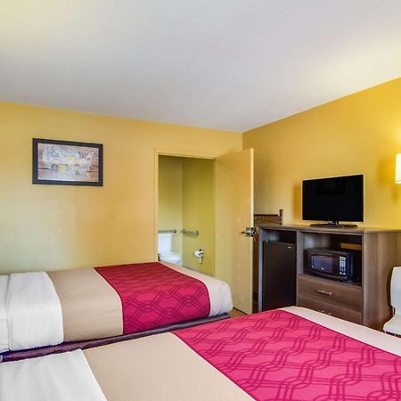 Econo Lodge Kingsland Eksteriør billede