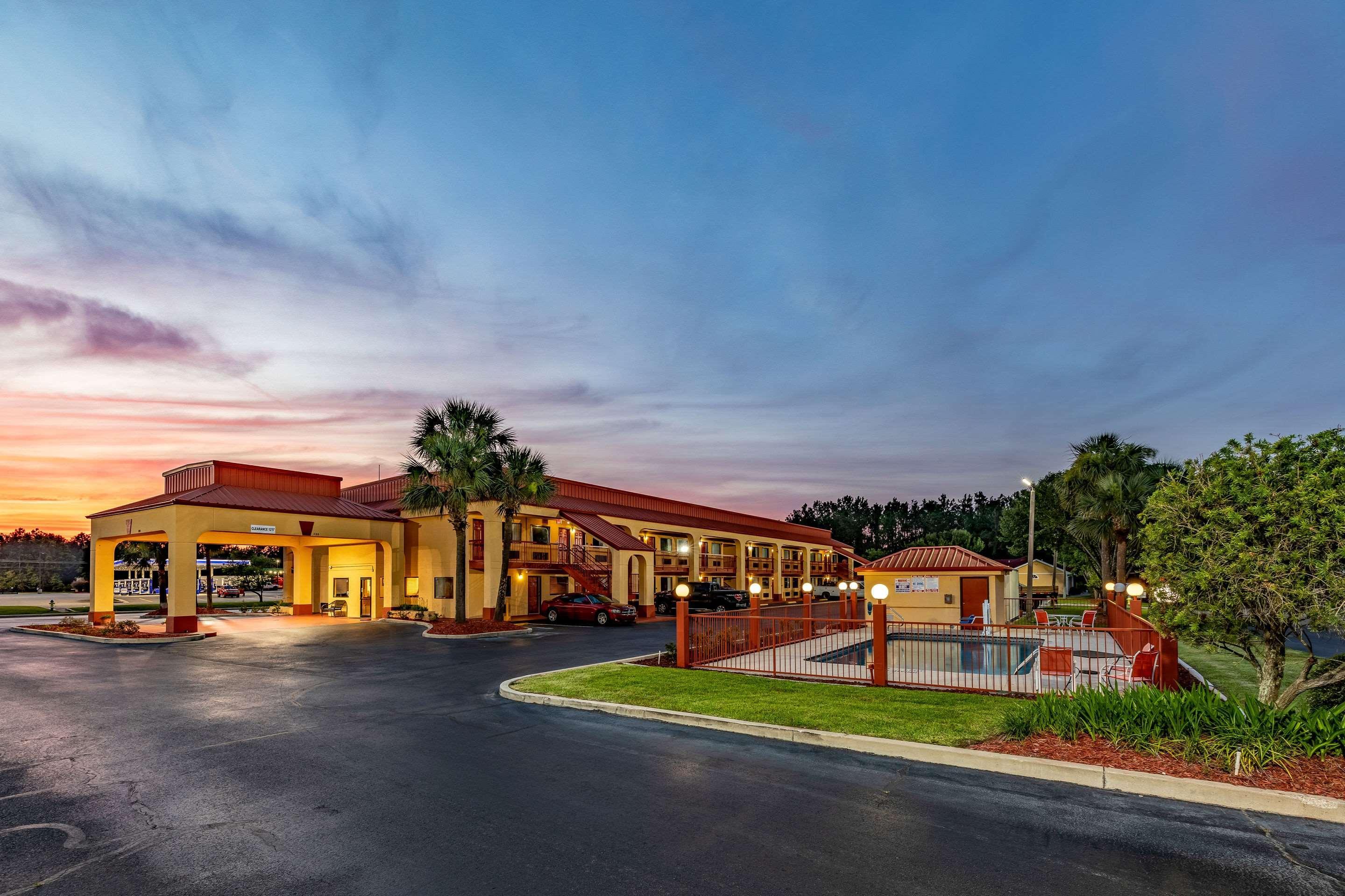 Econo Lodge Kingsland Eksteriør billede